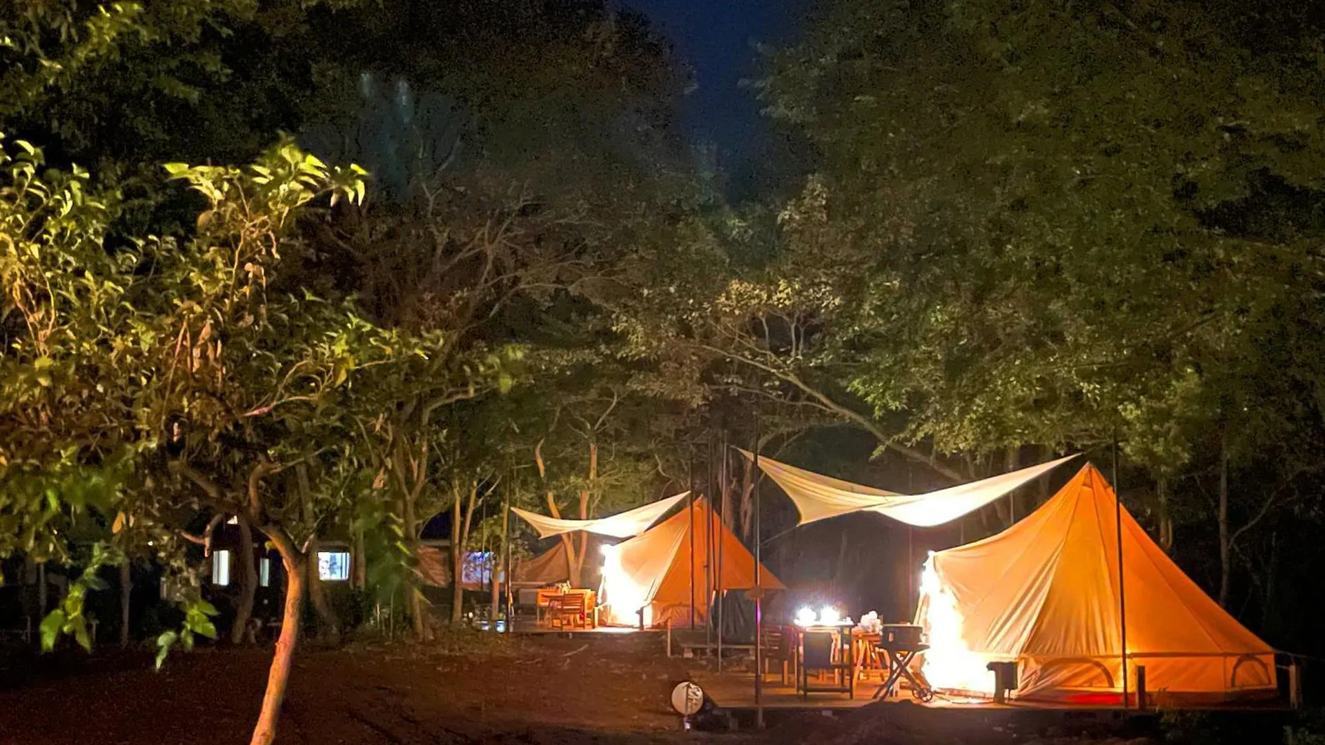 Couscous Glamping Manazuru Otel Lüks kamp alanı