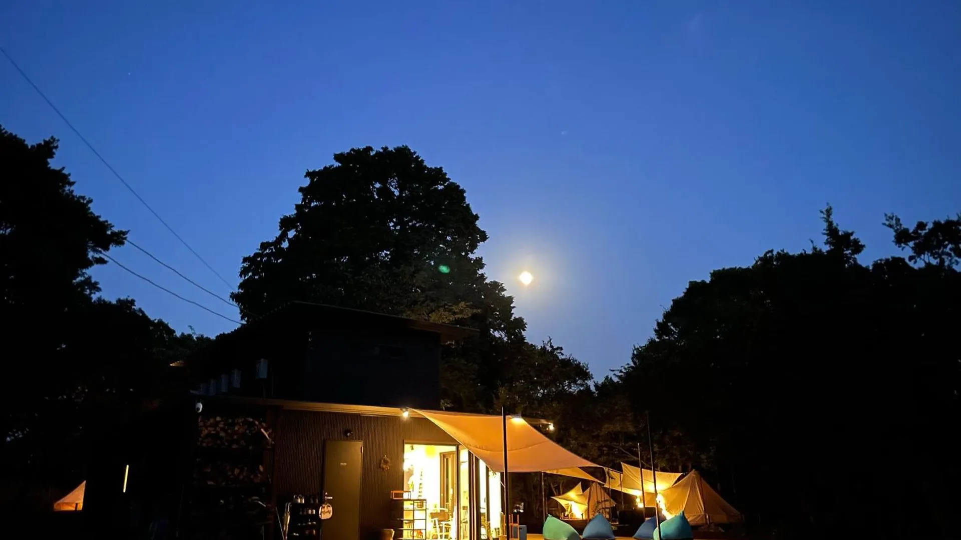 Couscous Glamping Manazuru Otel